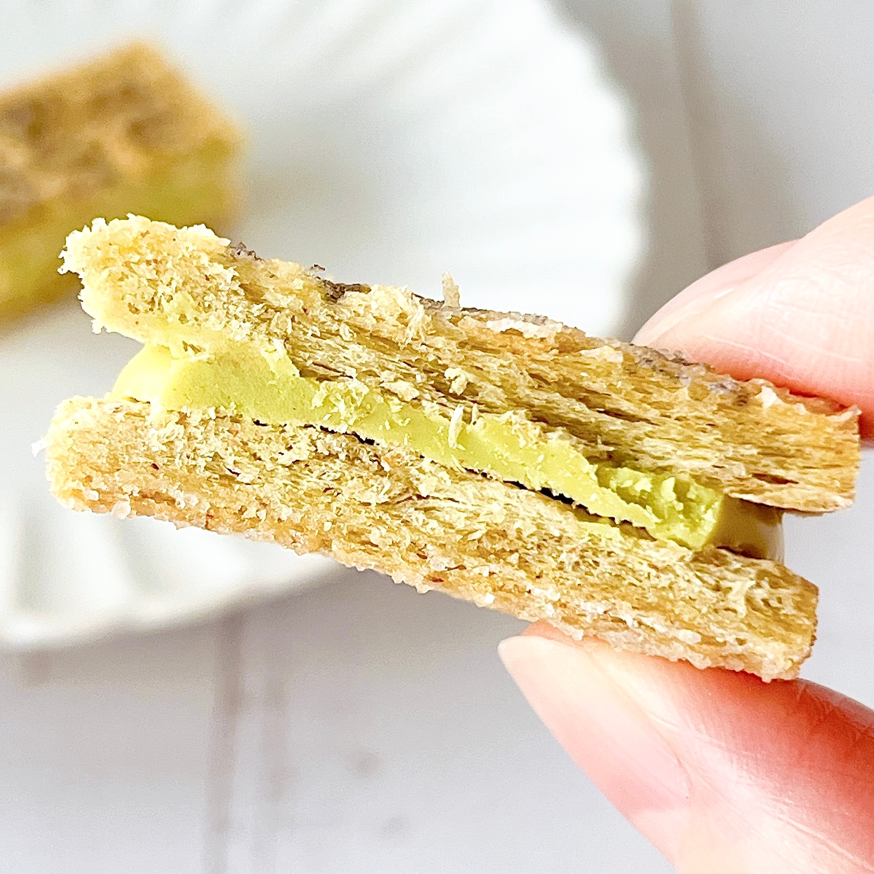 セブンの「7C シュガーバターの木 ピスタチオショコラ」