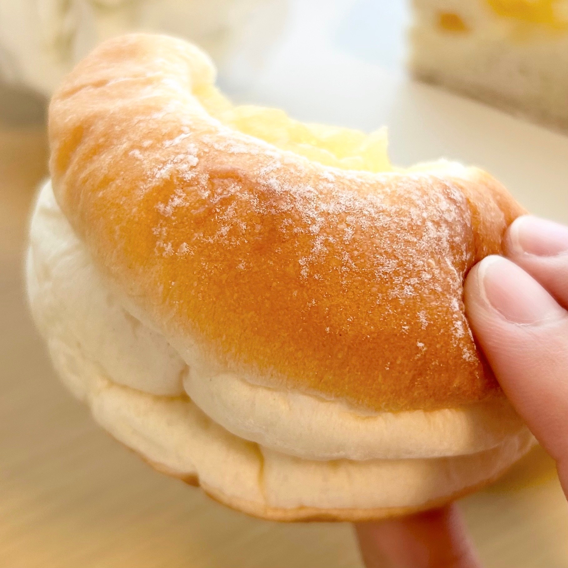 セブン-イレブンの「りんごのスイートフロマージュ」