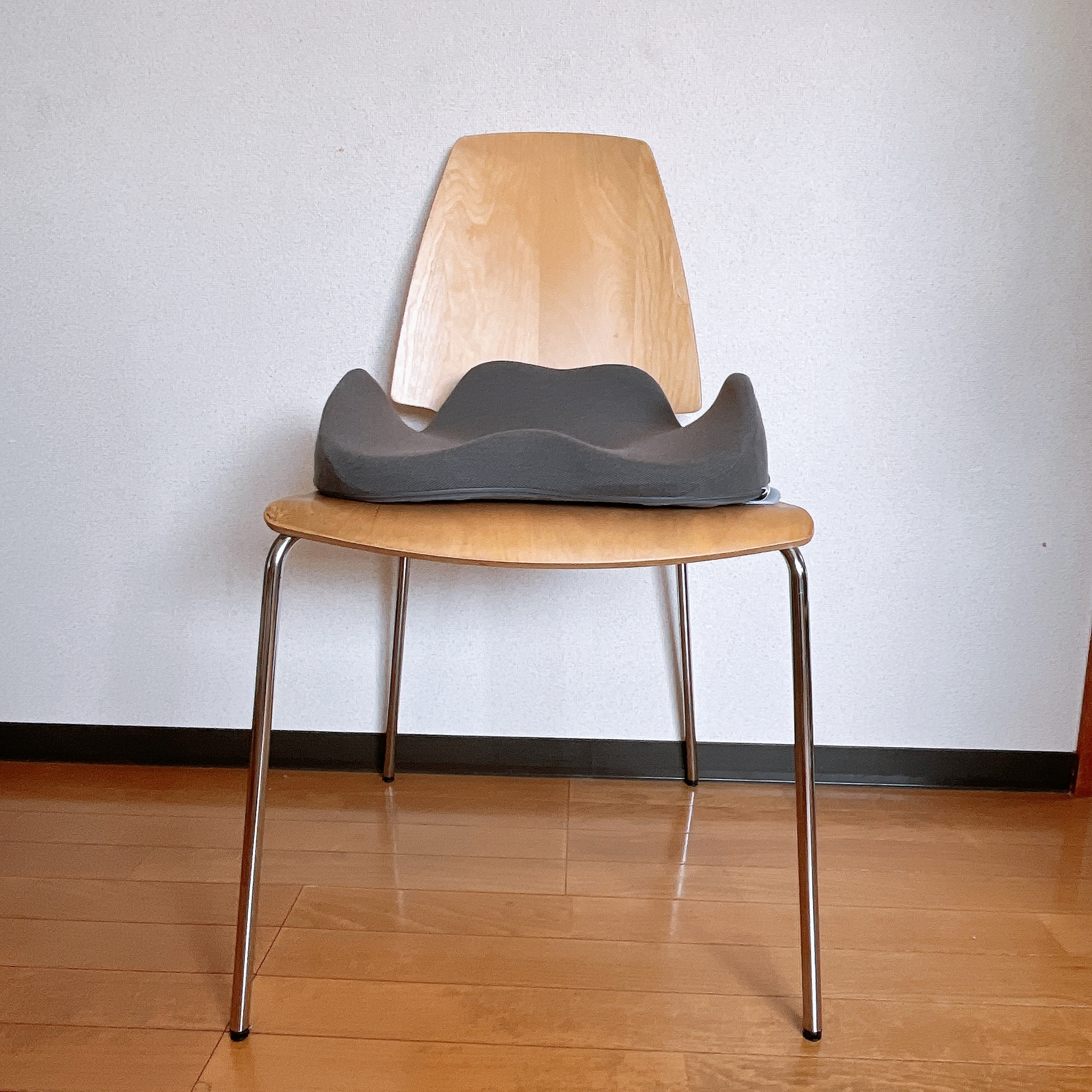 NITORI(ニトリ)の「高反発シートクッション(立体タイプ)」