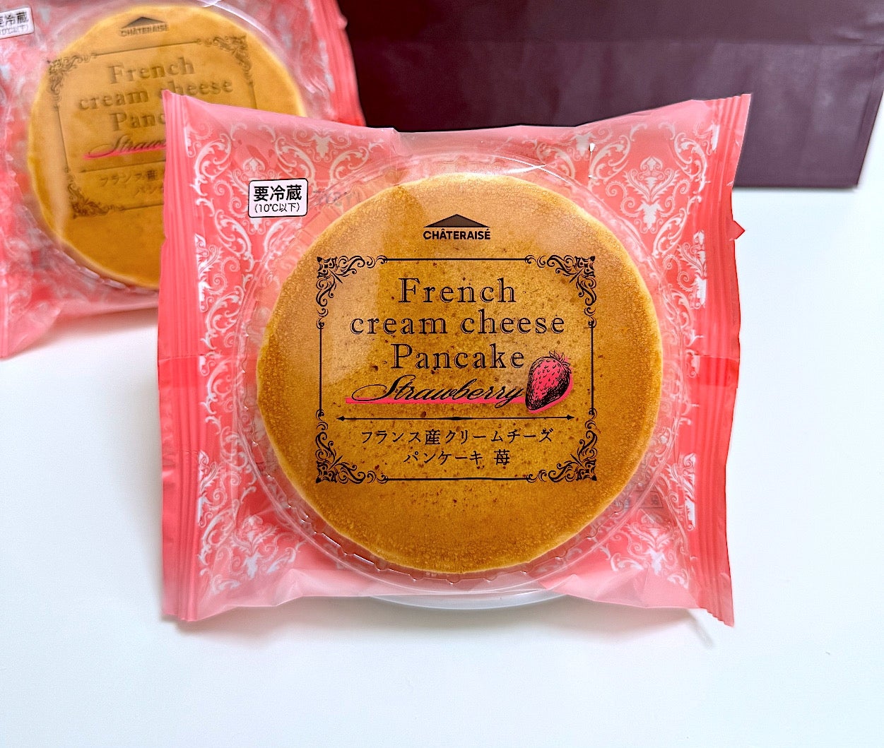 シャトレーゼ「フランス産クリームチーズパンケーキ 苺」