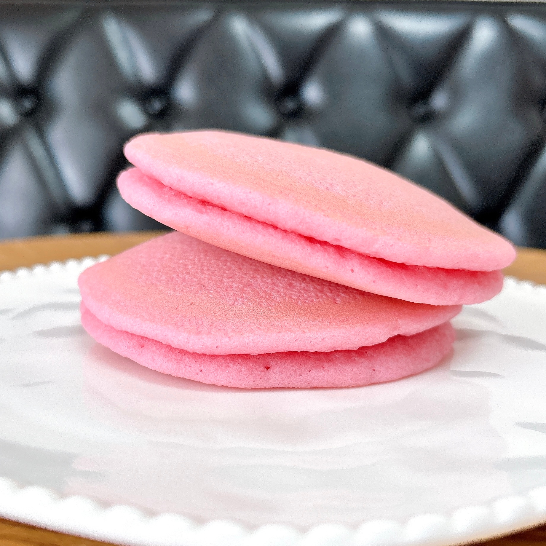 FamilyMart(ファミリーマート)「いちごミルクパンケーキ2個入」