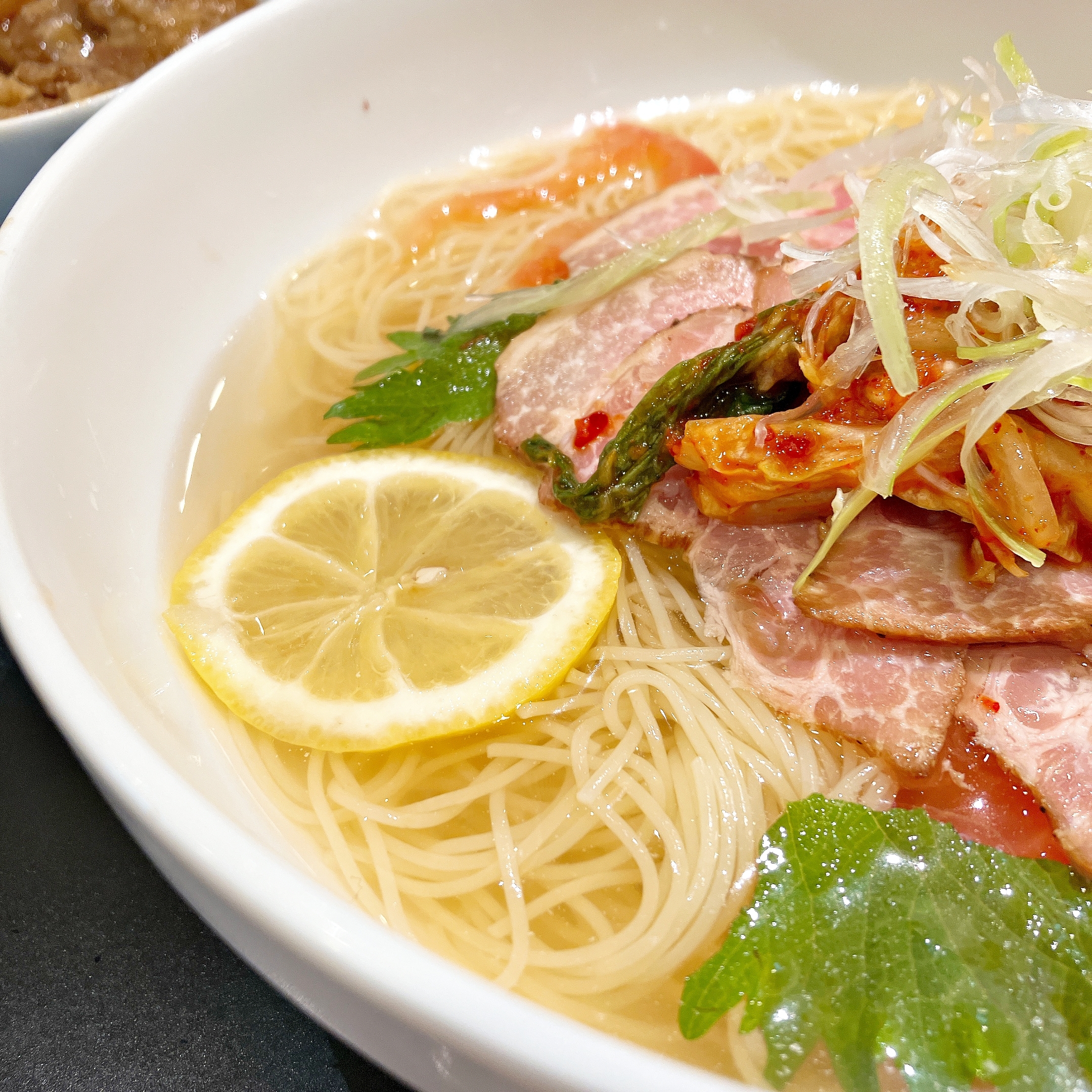 Denny's(デニーズ)の「冷麺風涼み麺とミニ牛カルビ丼」