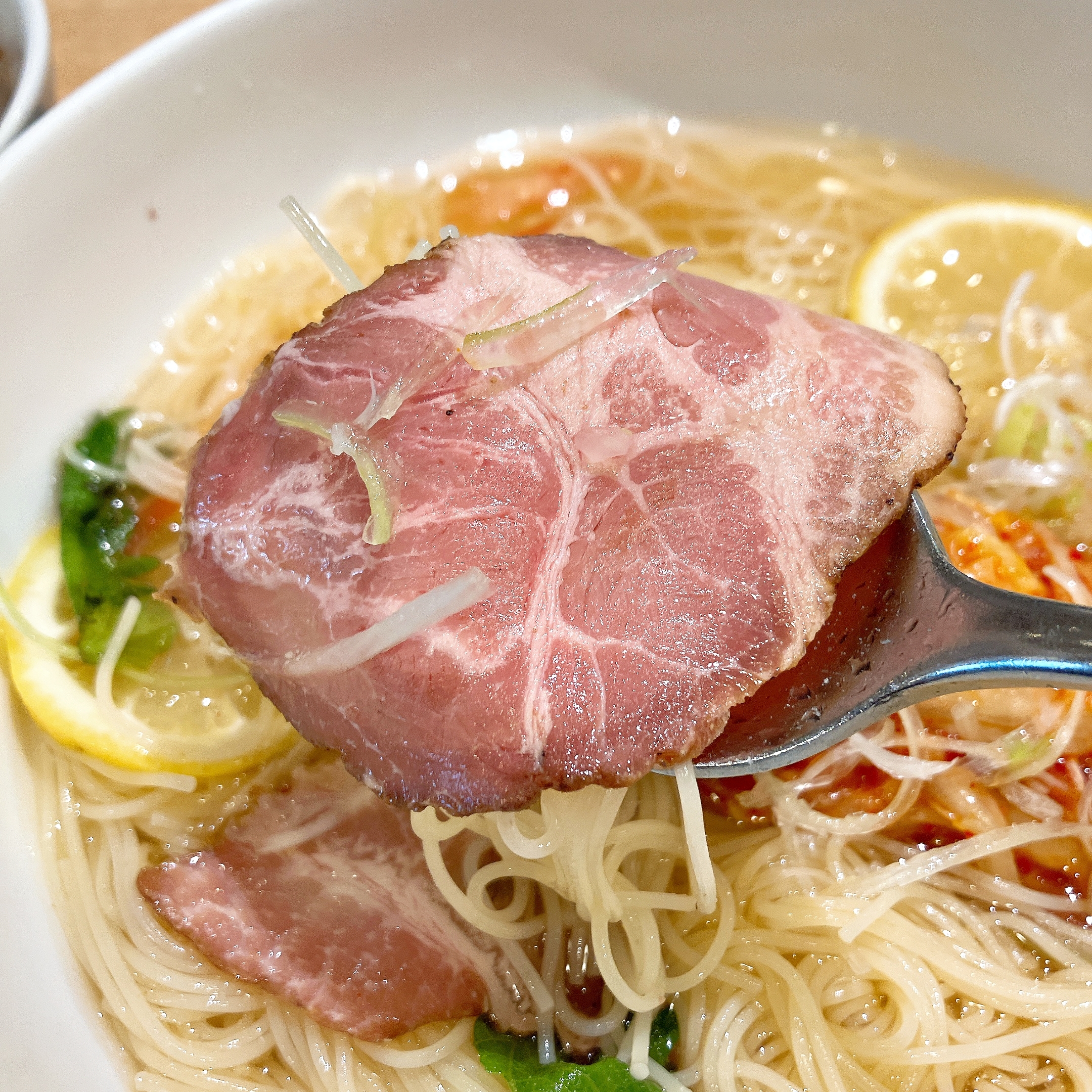 Denny's(デニーズ)の「冷麺風涼み麺とミニ牛カルビ丼」