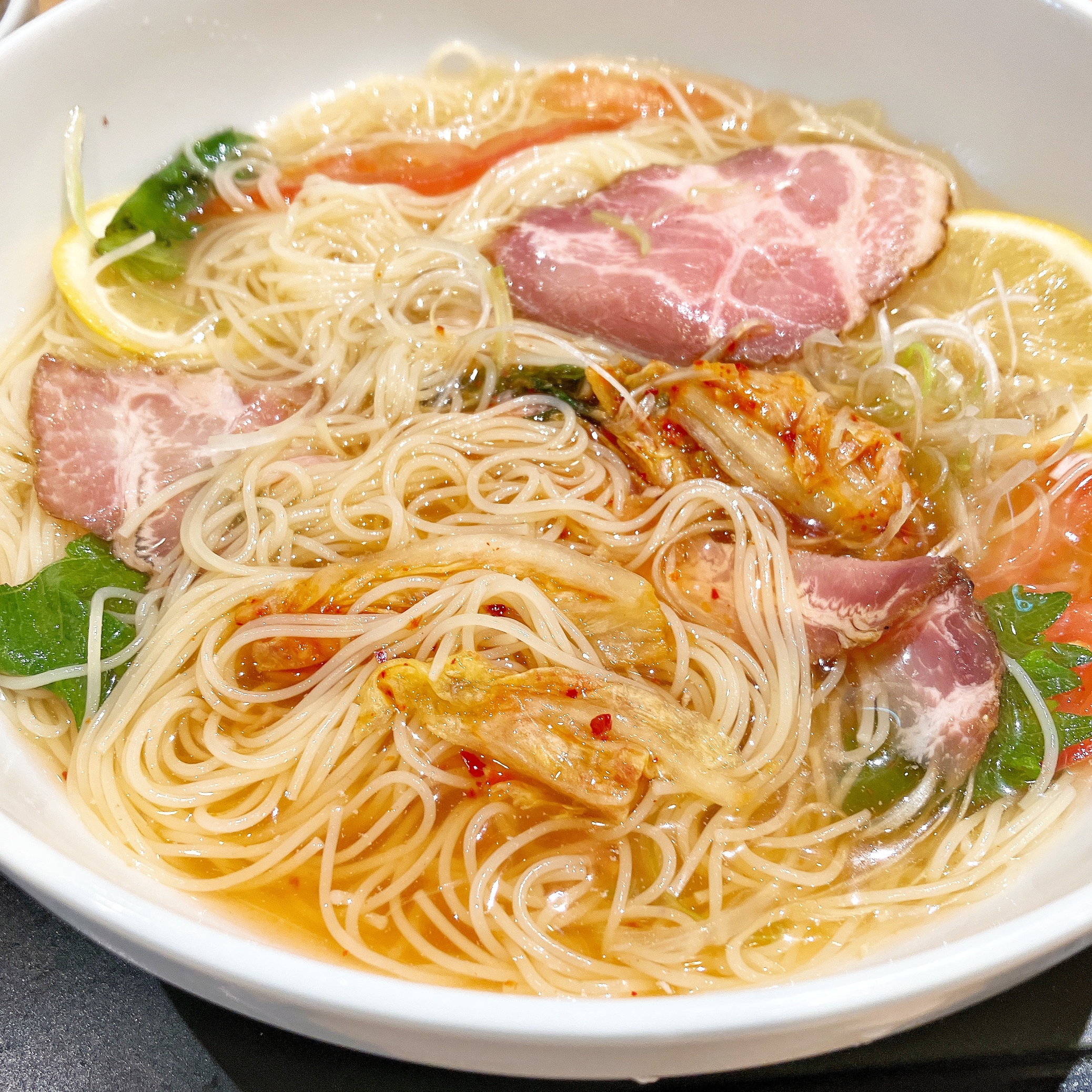 Denny's(デニーズ)の「冷麺風涼み麺とミニ牛カルビ丼」