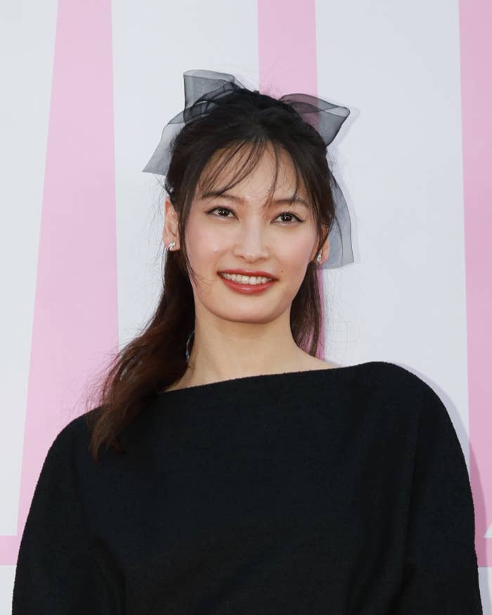 大政絢さん(時事)