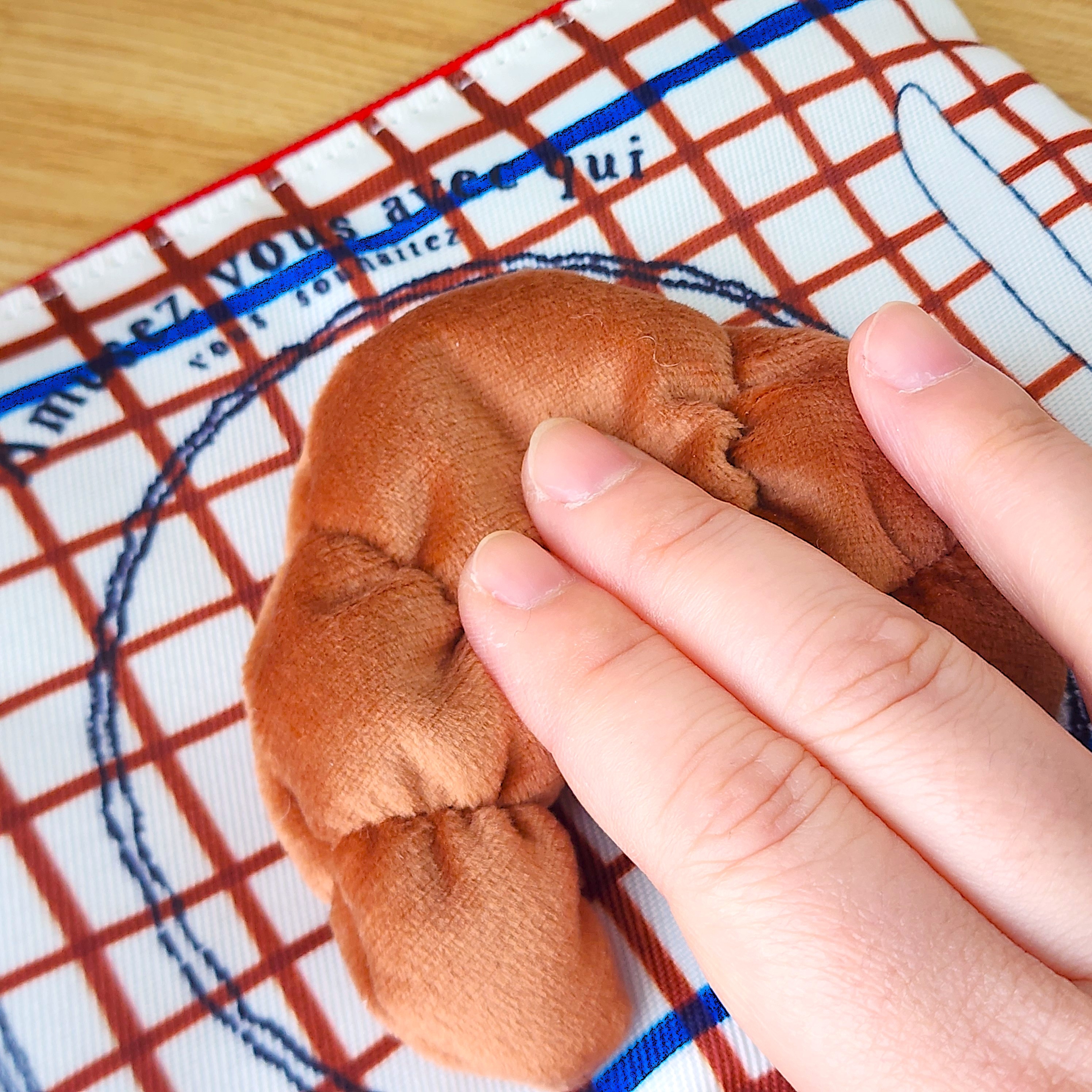 Afternoon Tea（アフタヌーンティー）「マスコット付きポーチ/イザベル・ボワノ」