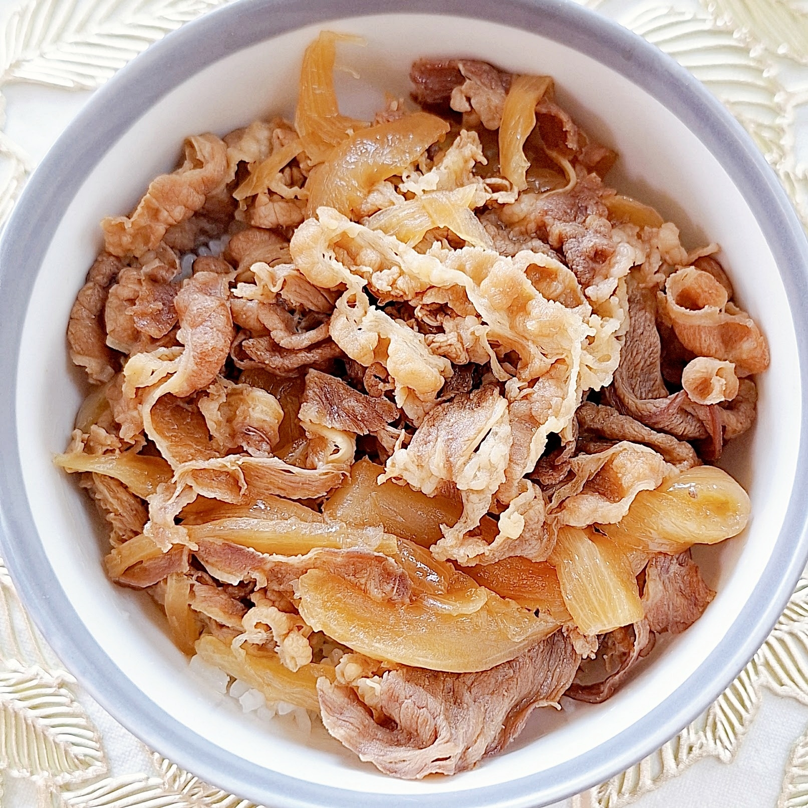 業務スーパー「大盛牛丼」