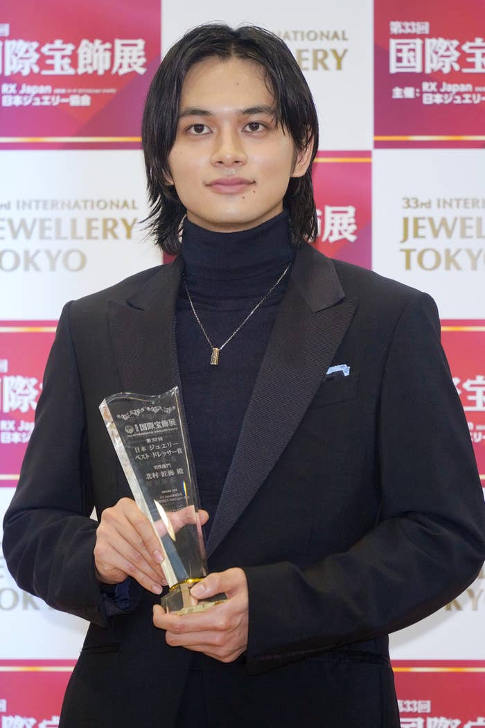 北村匠海さん(時事通信フォト)