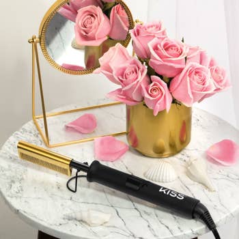 Hot comb connected a marble table