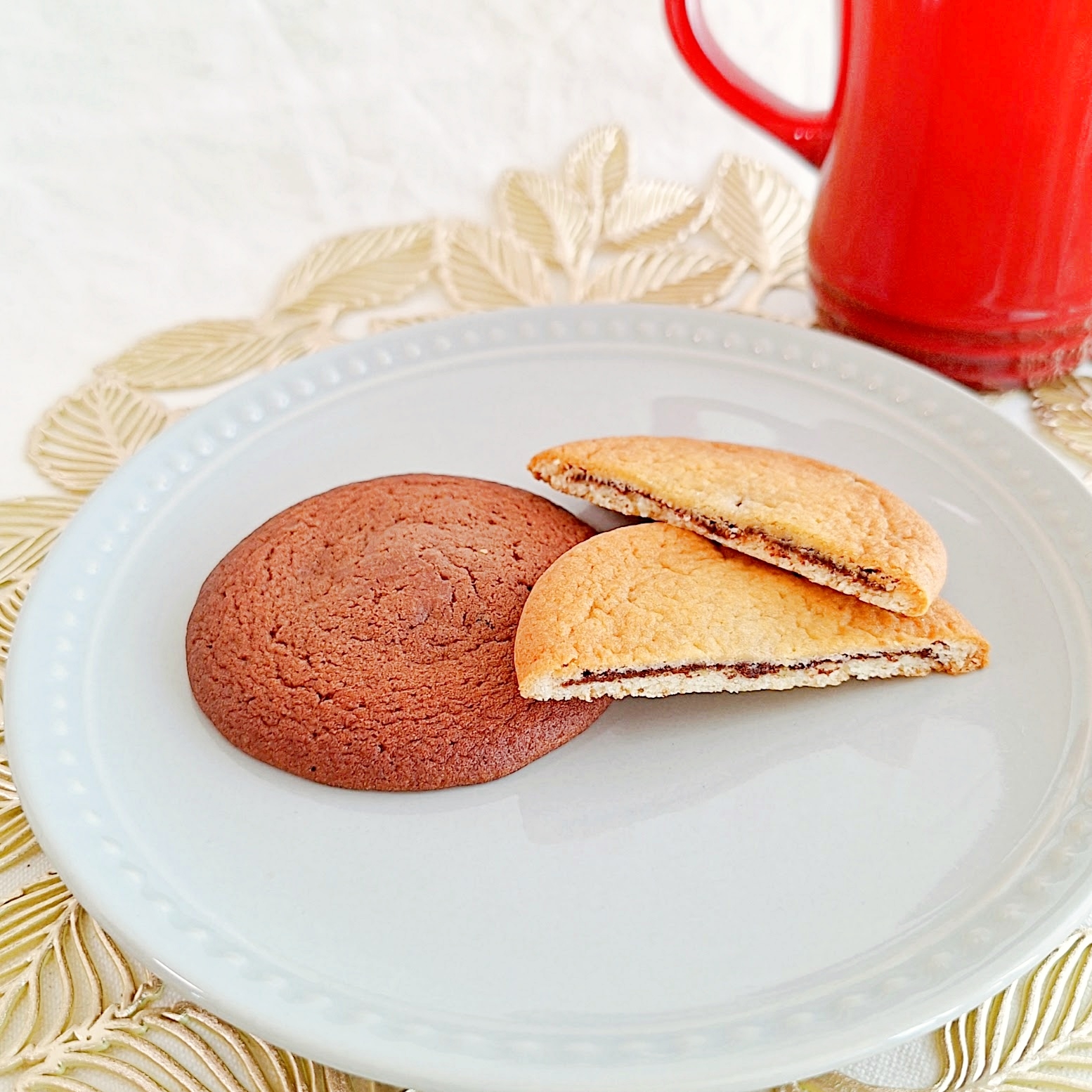 シャトレーゼ「しっとり生チョコサブレ4枚入」