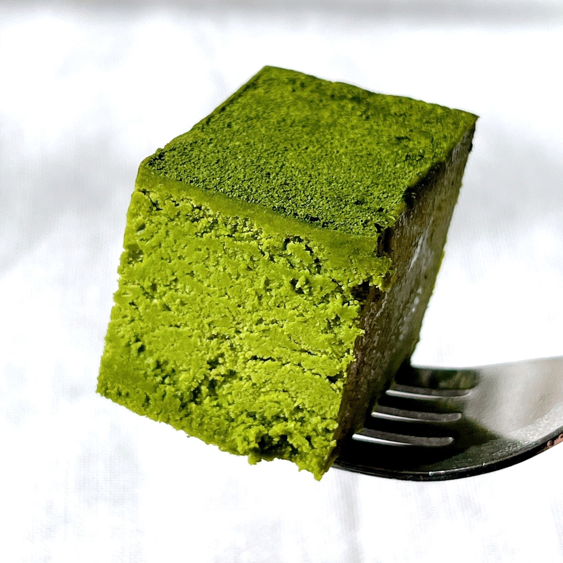 ローソン「味の素冷凍食品 辻口博啓監修 狭山抹茶テリーヌ」