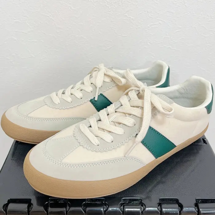 グローバルワークの「エアかるクラシックスニーカー/135751」