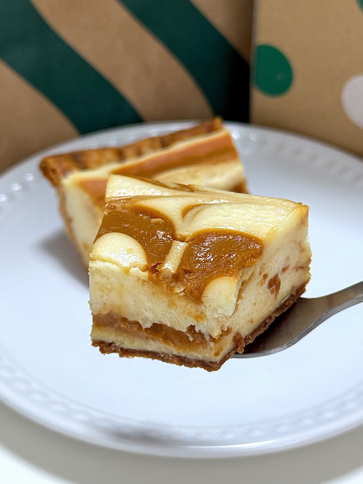 Starbucks（スターバックス）の「キャラメル＆チーズケーキ」