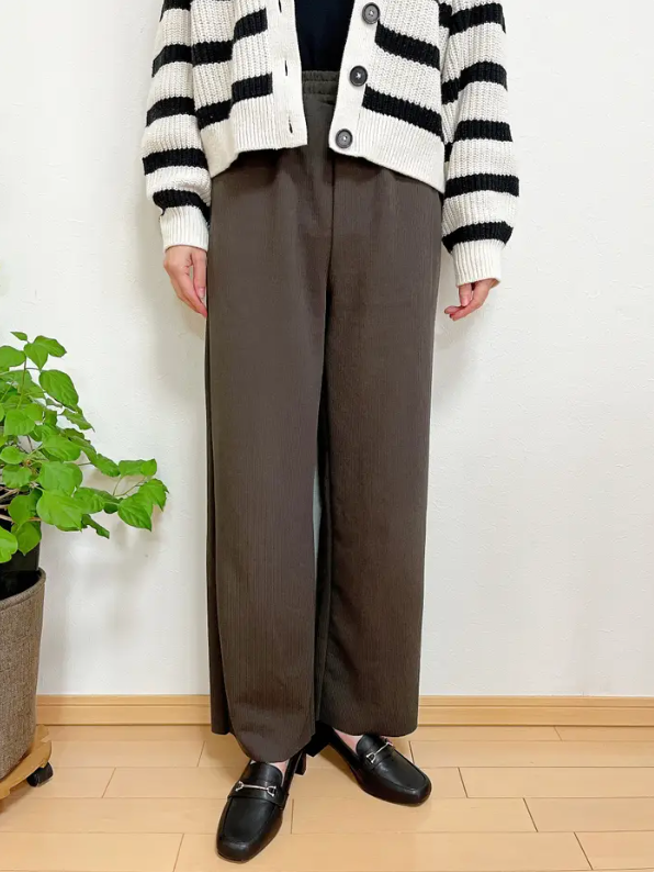 ハニーズの「セルフカットワイドパンツ」