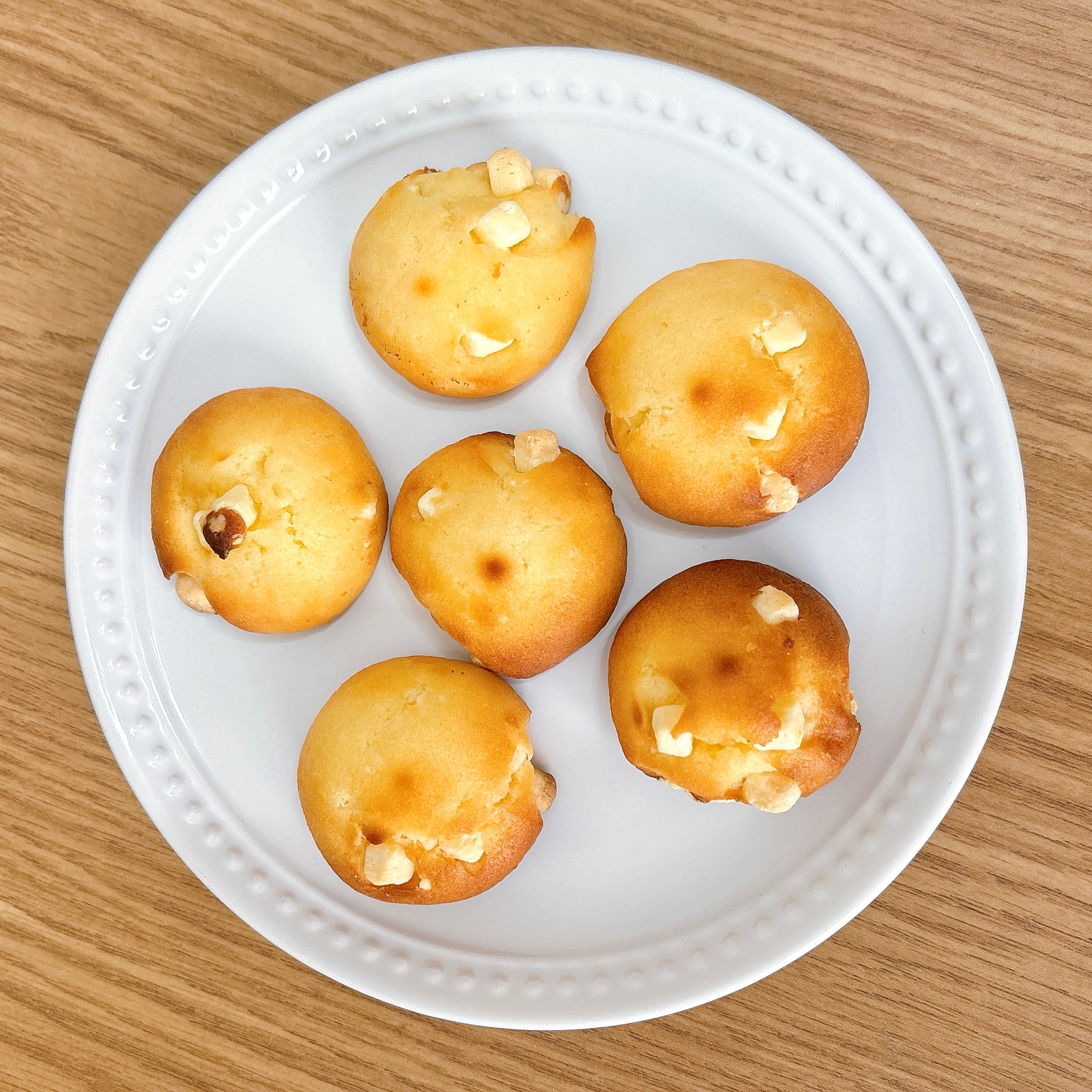 FamilyMart(ファミリーマート)「プチスイートチーズ6個入」