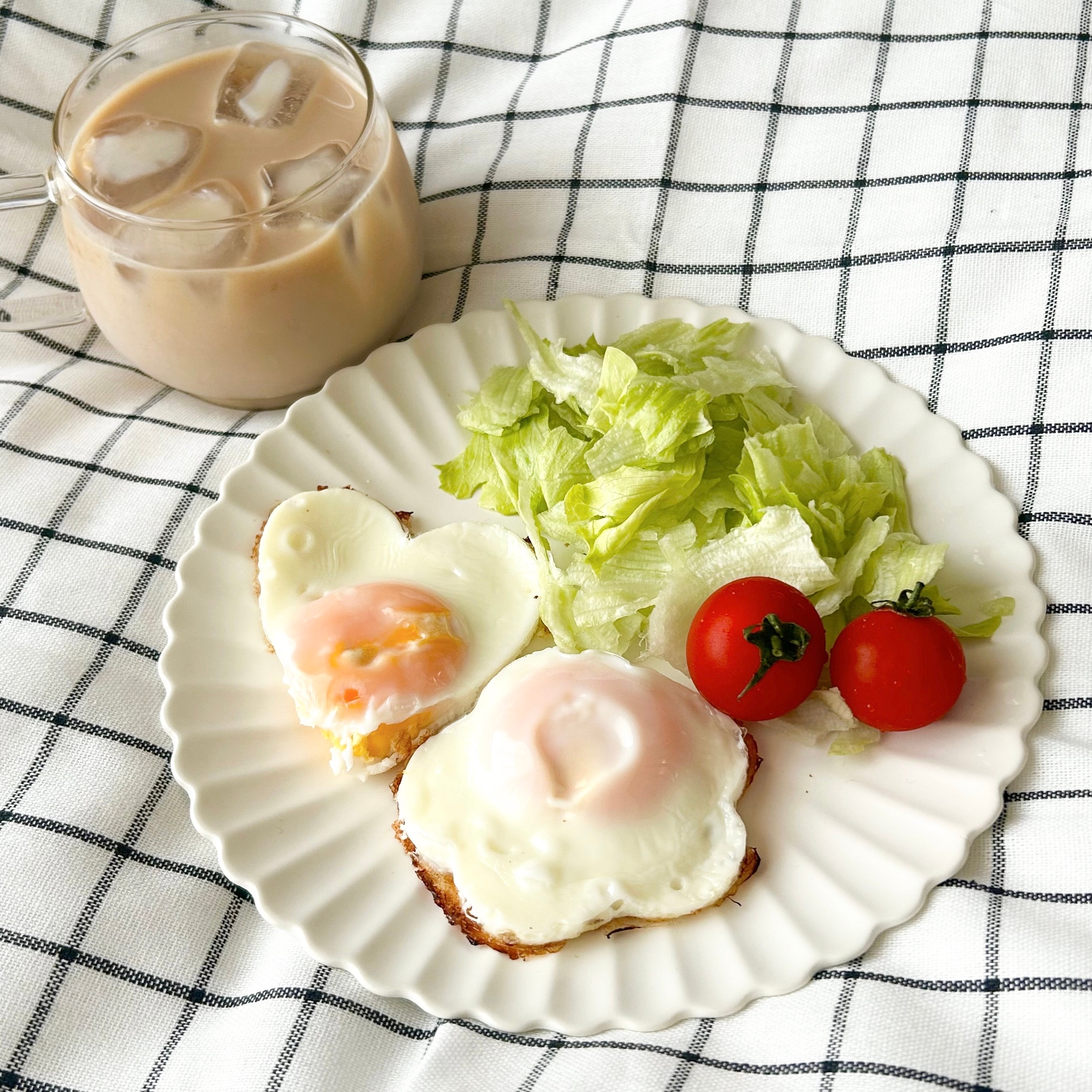 3COINS(スリーコインズ)の「シリコンリング4個セット/KITINTO」