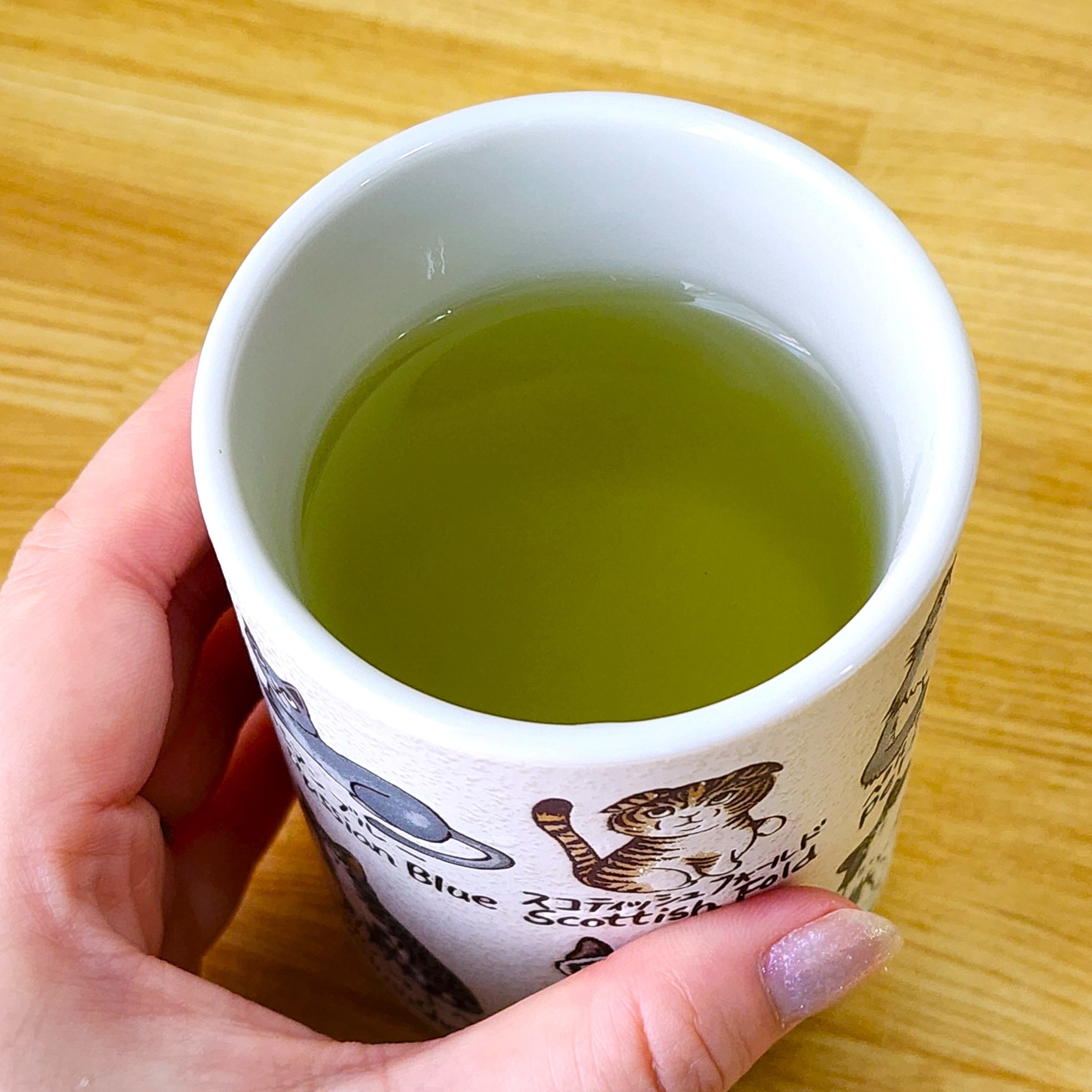 ニトリの「【デコホーム商品】寿司湯のみ(ネコメイカン)」