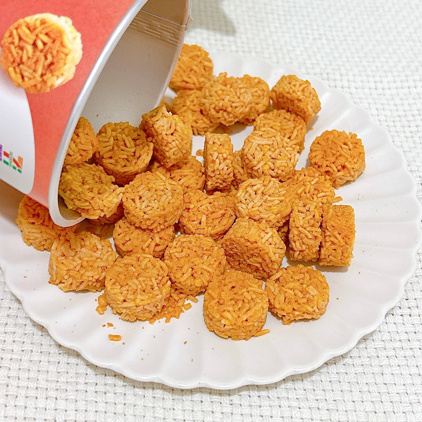 セブン-イレブンの「7プレミアム ひとくち明太チーズもんじゃ」