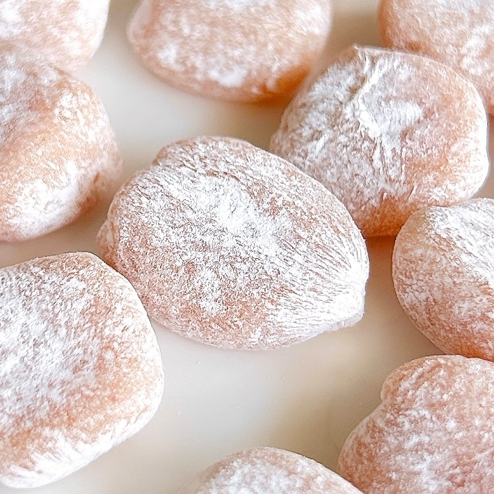 LAWSON（ローソン）の「山田養蜂場はちみつ使用ねりうめ」