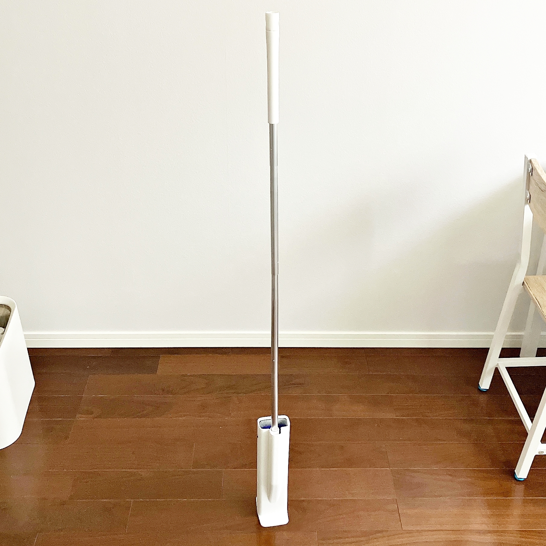 ニトリの「激落ちくんケース付きワイパー フローリング用」