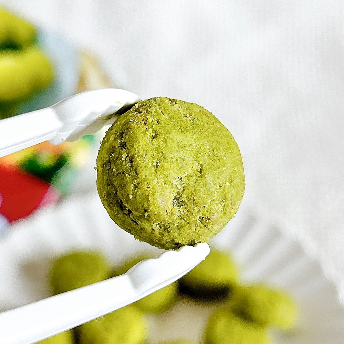 LAWSON(ローソン)の「プラントベース 宇治抹茶のポルボローネ」