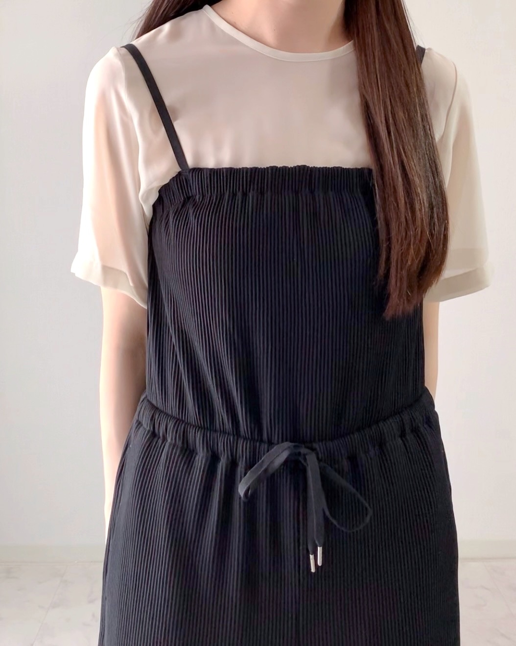 結構すぐ売れサロペット　いいねで後悔 ModdedAnce 斜め切替ギャザーポイントサロペット モーデッド