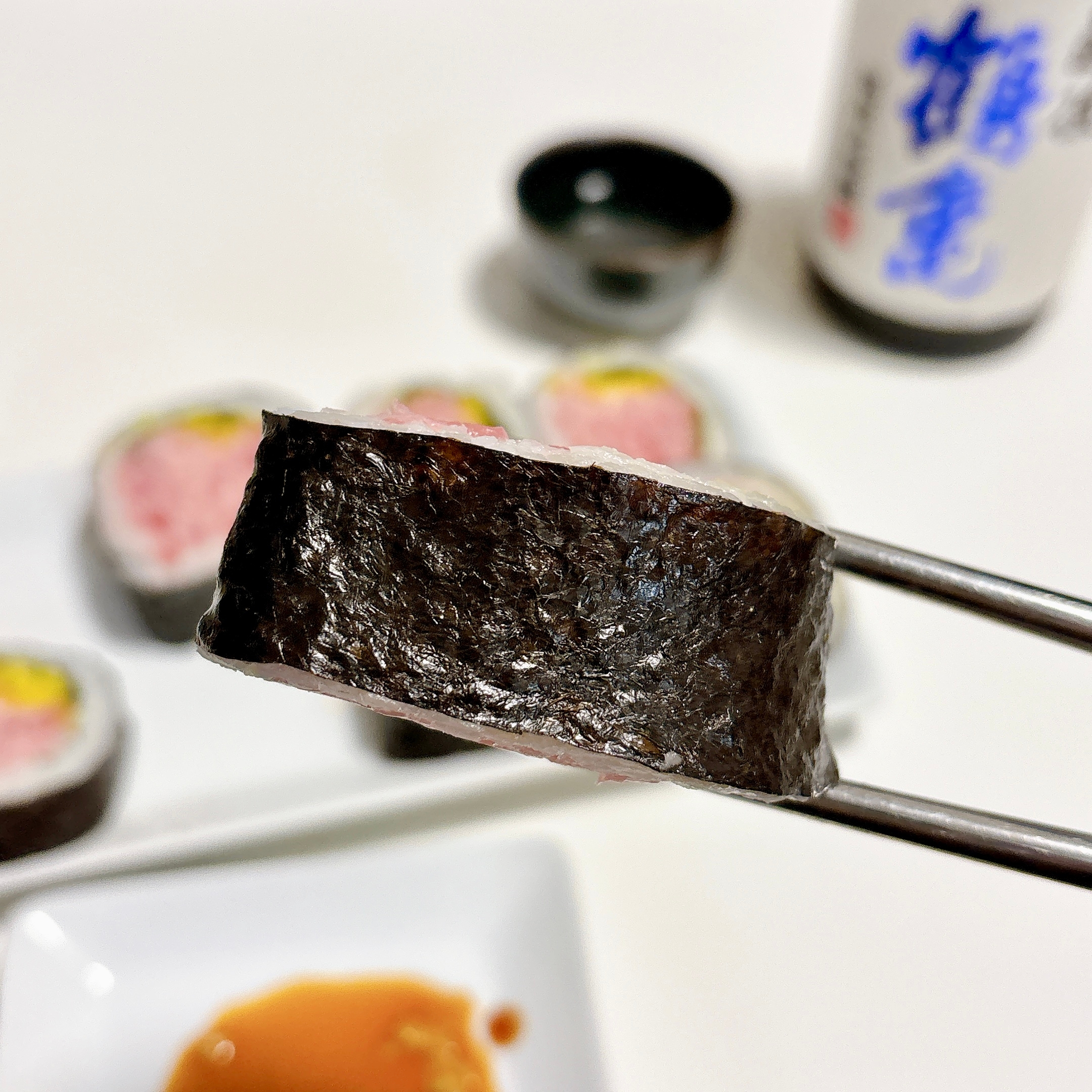 ロピアで見つけた「魚萬 ほぼ海鮮巻き（とろたく）」