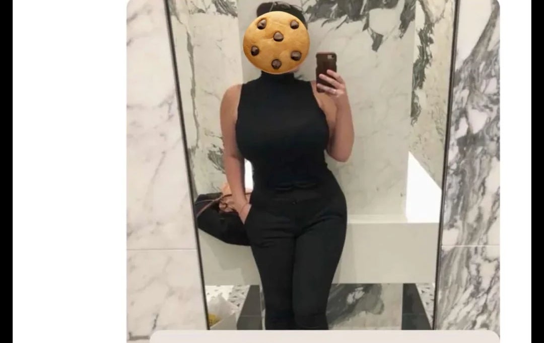 Text conversation. Accompanying text: "your breast make your phone look like an iPod nano."