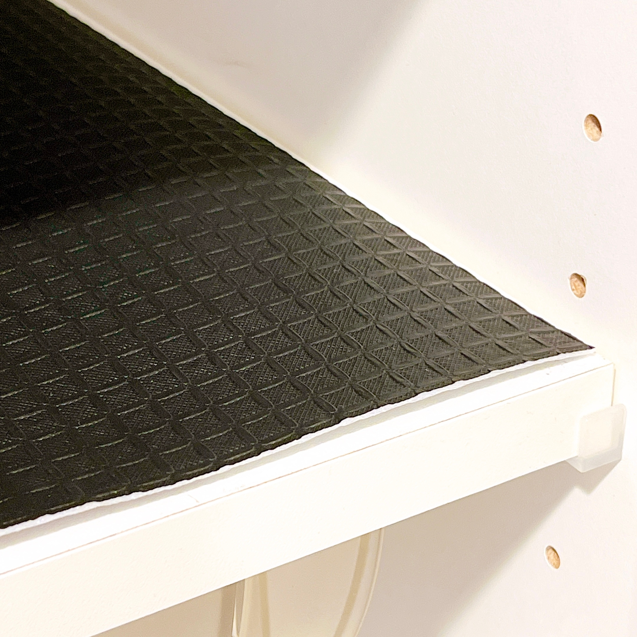 NITORI(ニトリ)の「抗菌・消臭加工付き シューズボックス用 備長炭シート」