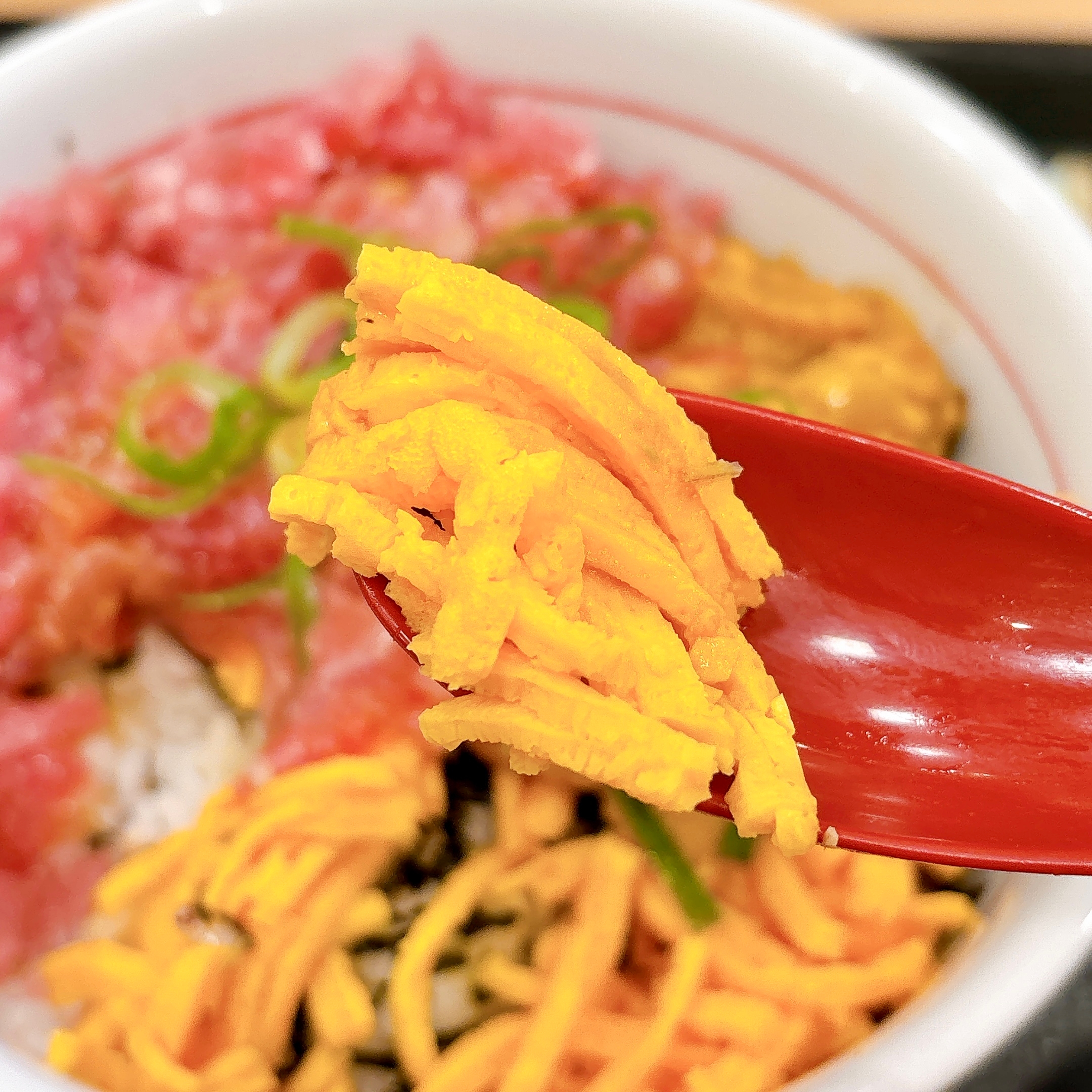 なか卯の「ウニまぐろ丼」