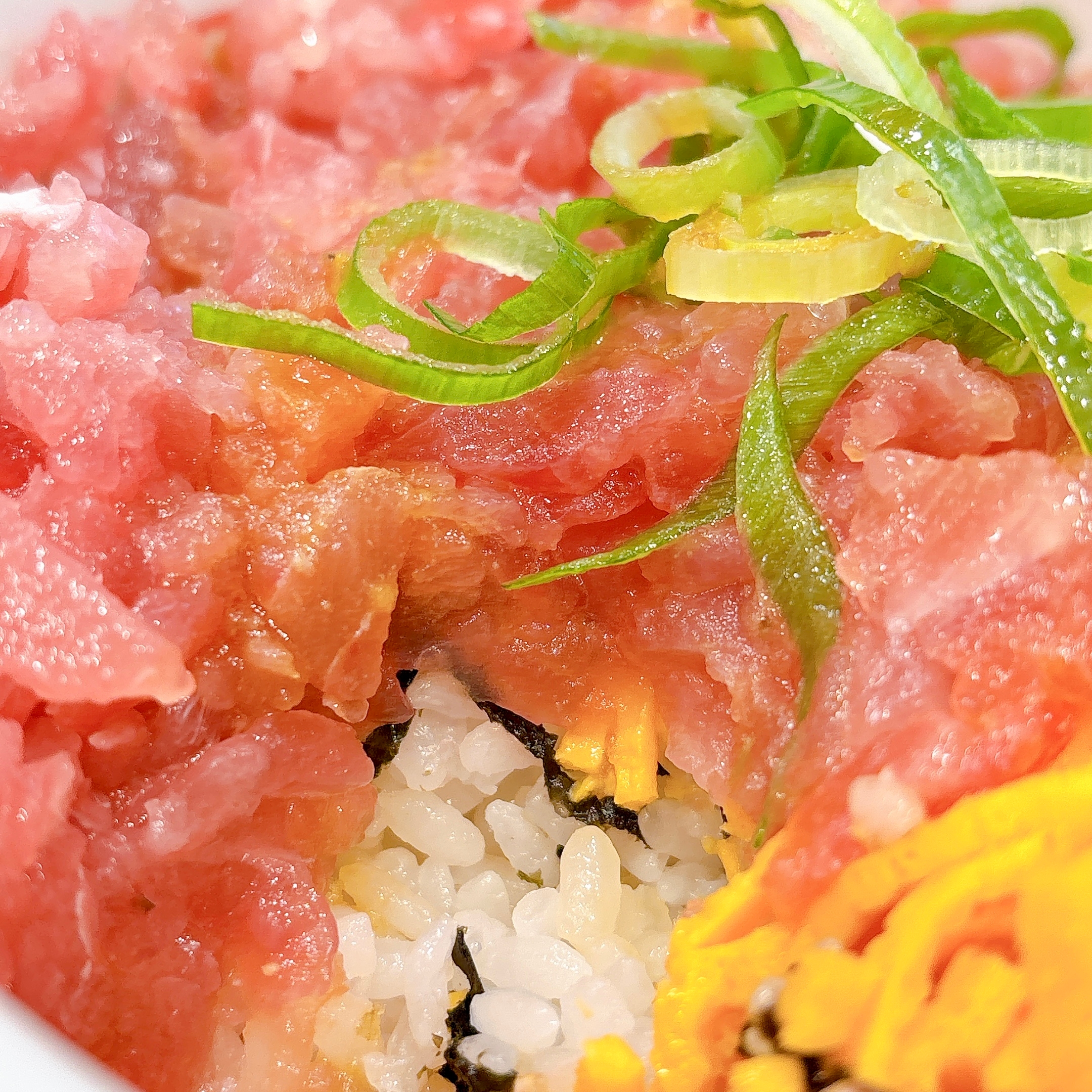 なか卯の「ウニまぐろ丼」