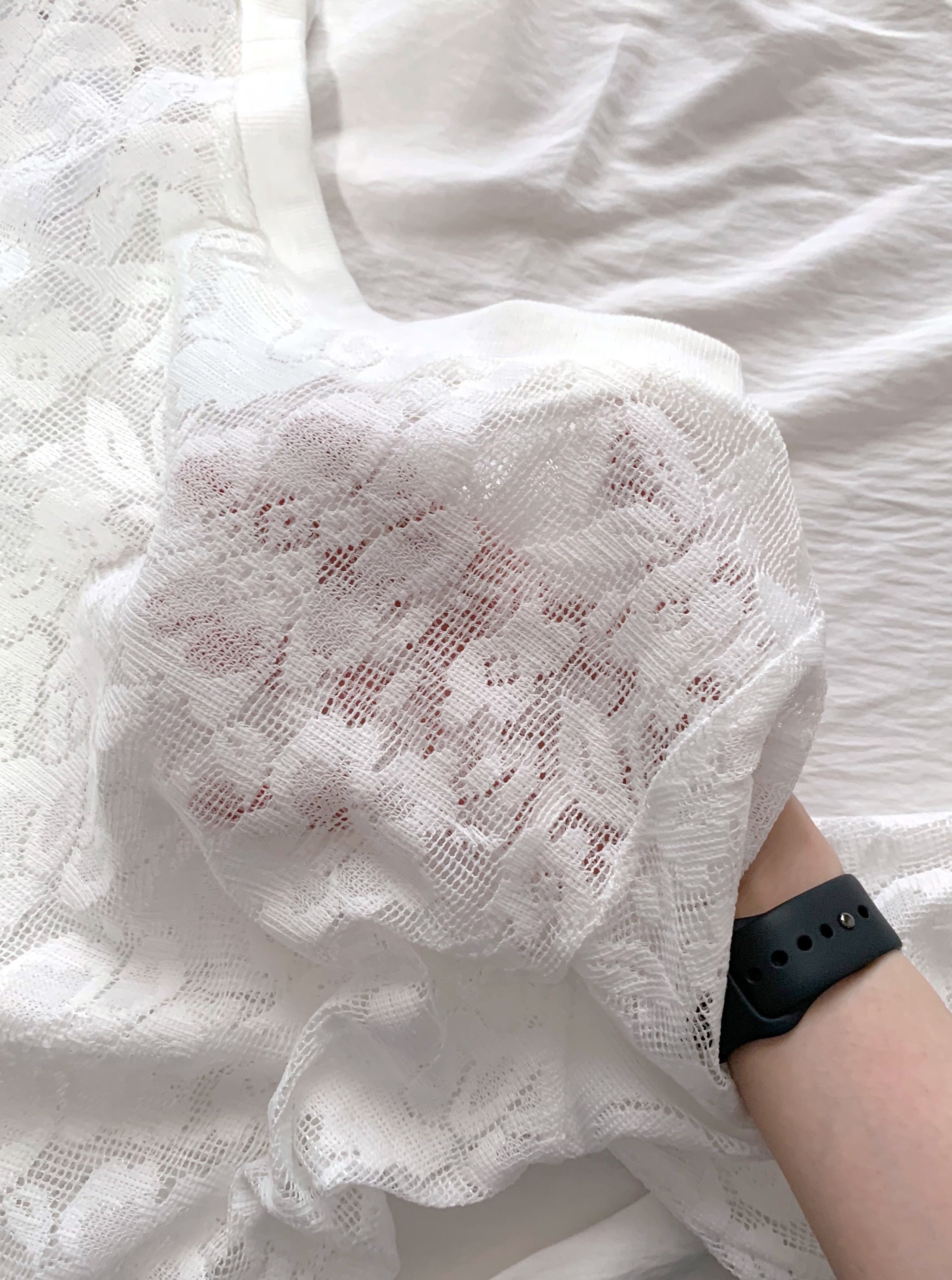 しまむらの「ハナガラレースTシャツ」