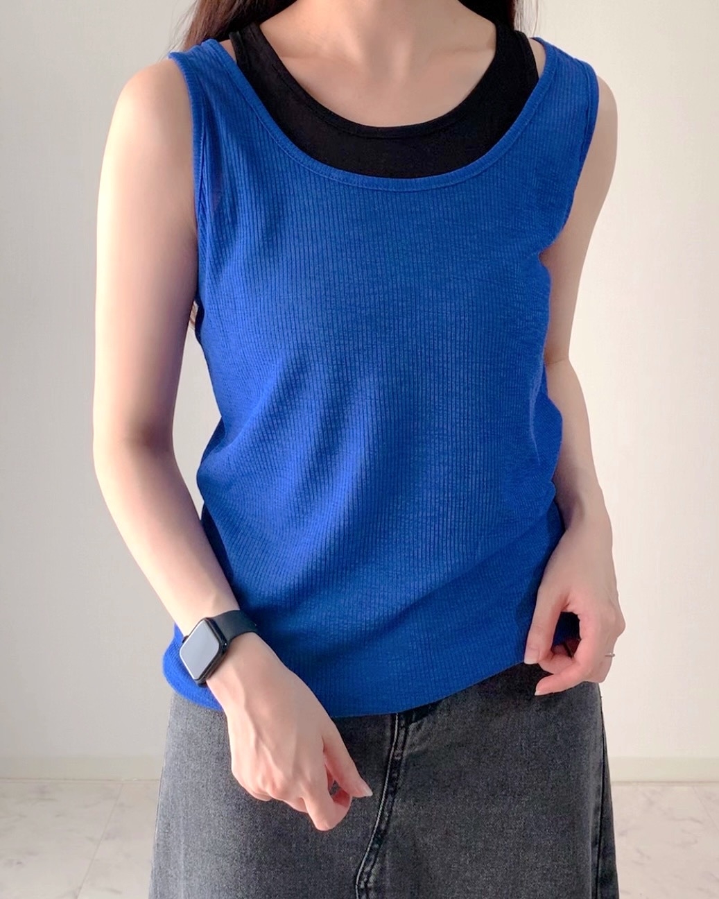 しまむらの「シアーレイヤードタンク」