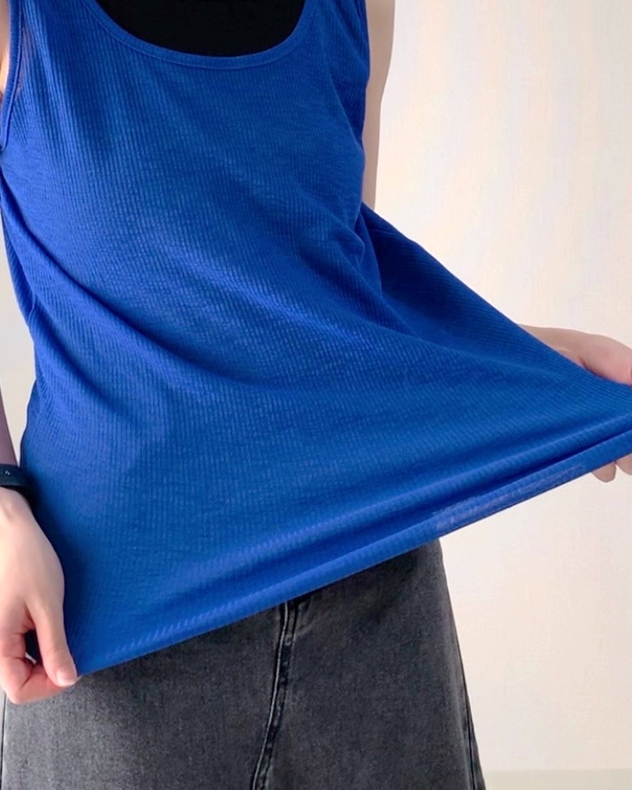 しまむらの「シアーレイヤードタンク」