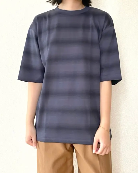 ユニクロの「エアリズムコットンオーバーサイズボーダーTシャツ」