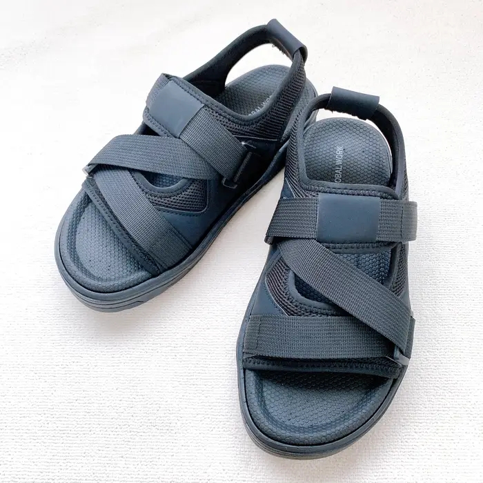 グローバルワークの「エアかるベルトスニーカーサンダル/103875」