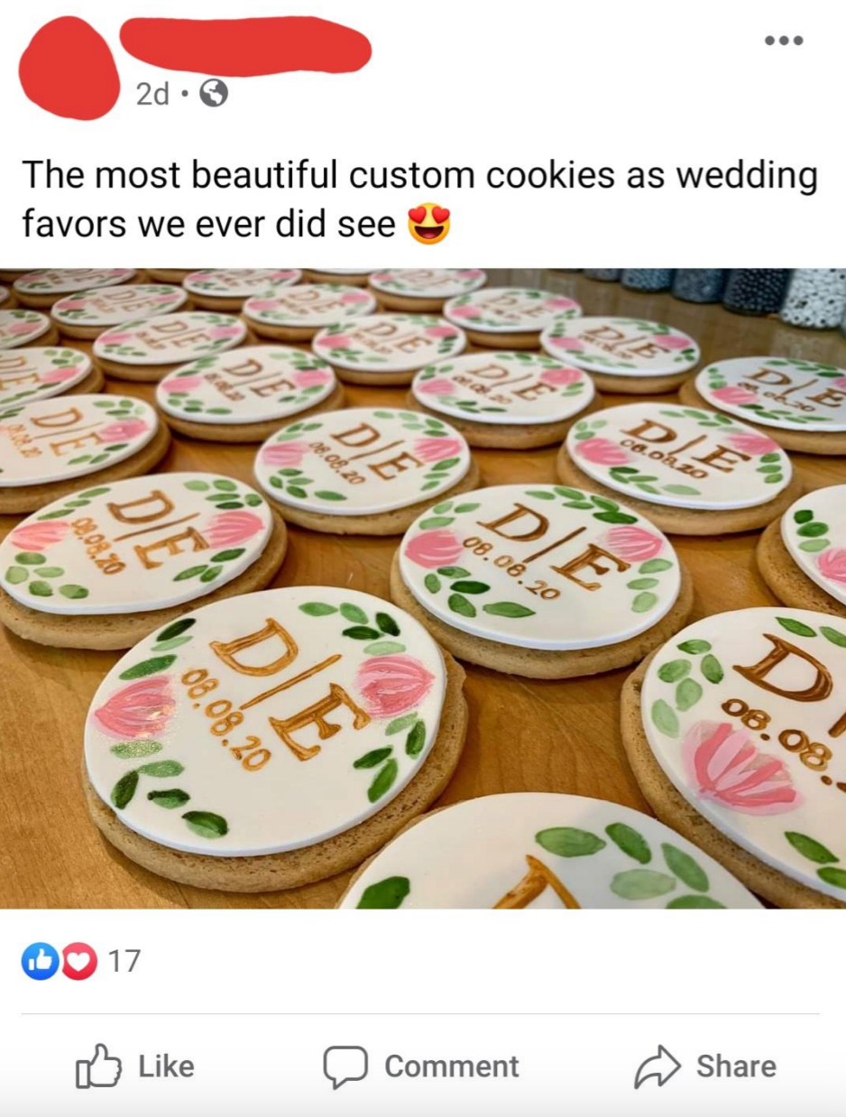 Custom wedding cookies decorated with floral designs and initials "D+E" alongside the date "08.08.20"
