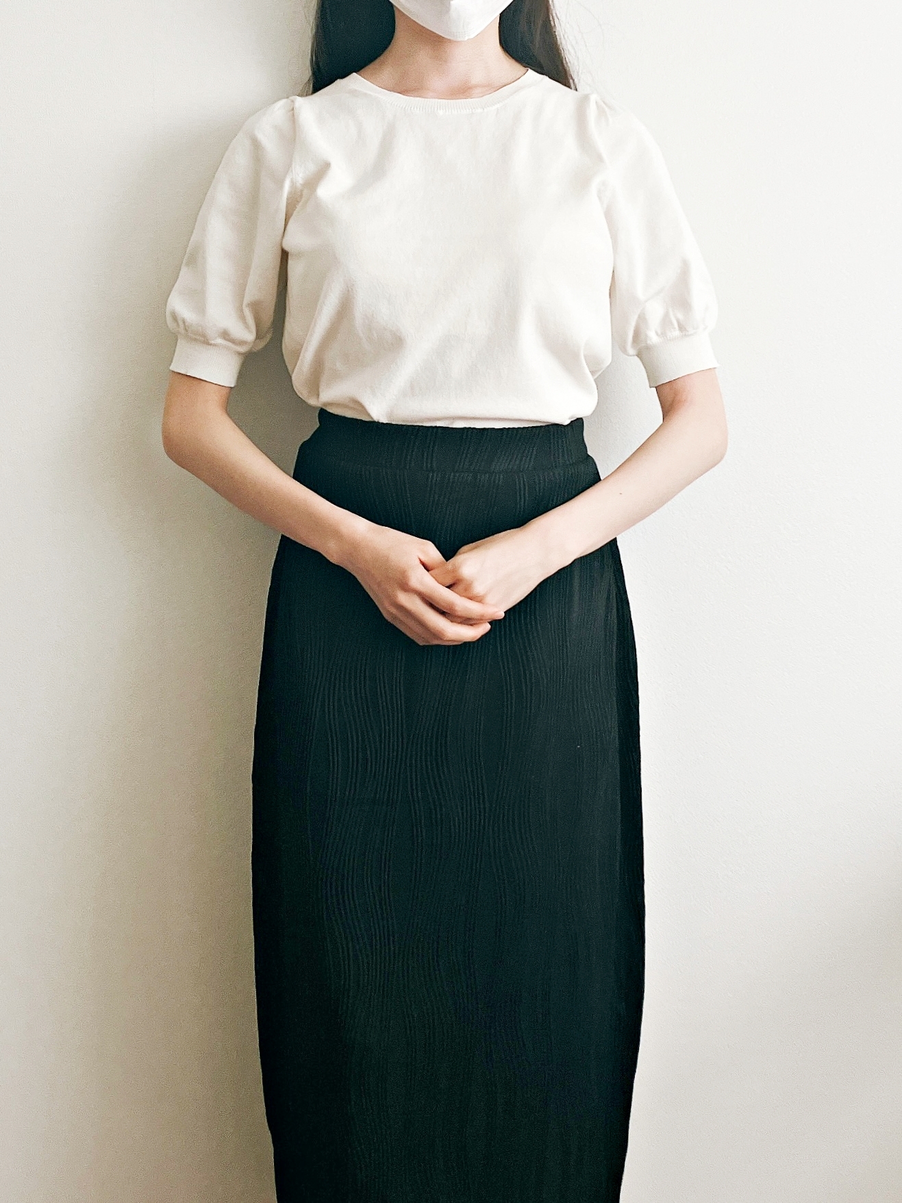 Honeys（ハニーズ）の「ボリューム袖ニット」