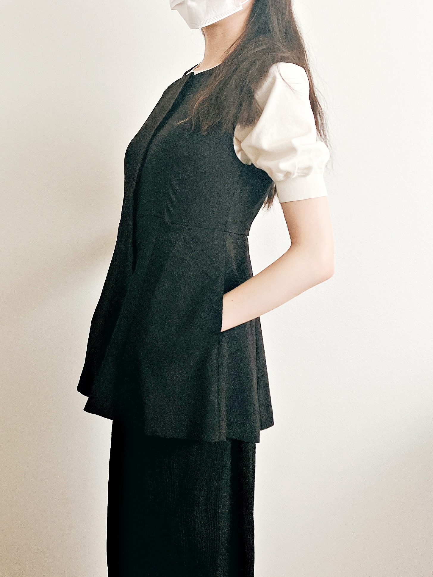 Honeys(ハニーズ)の「ペプラムジレ」