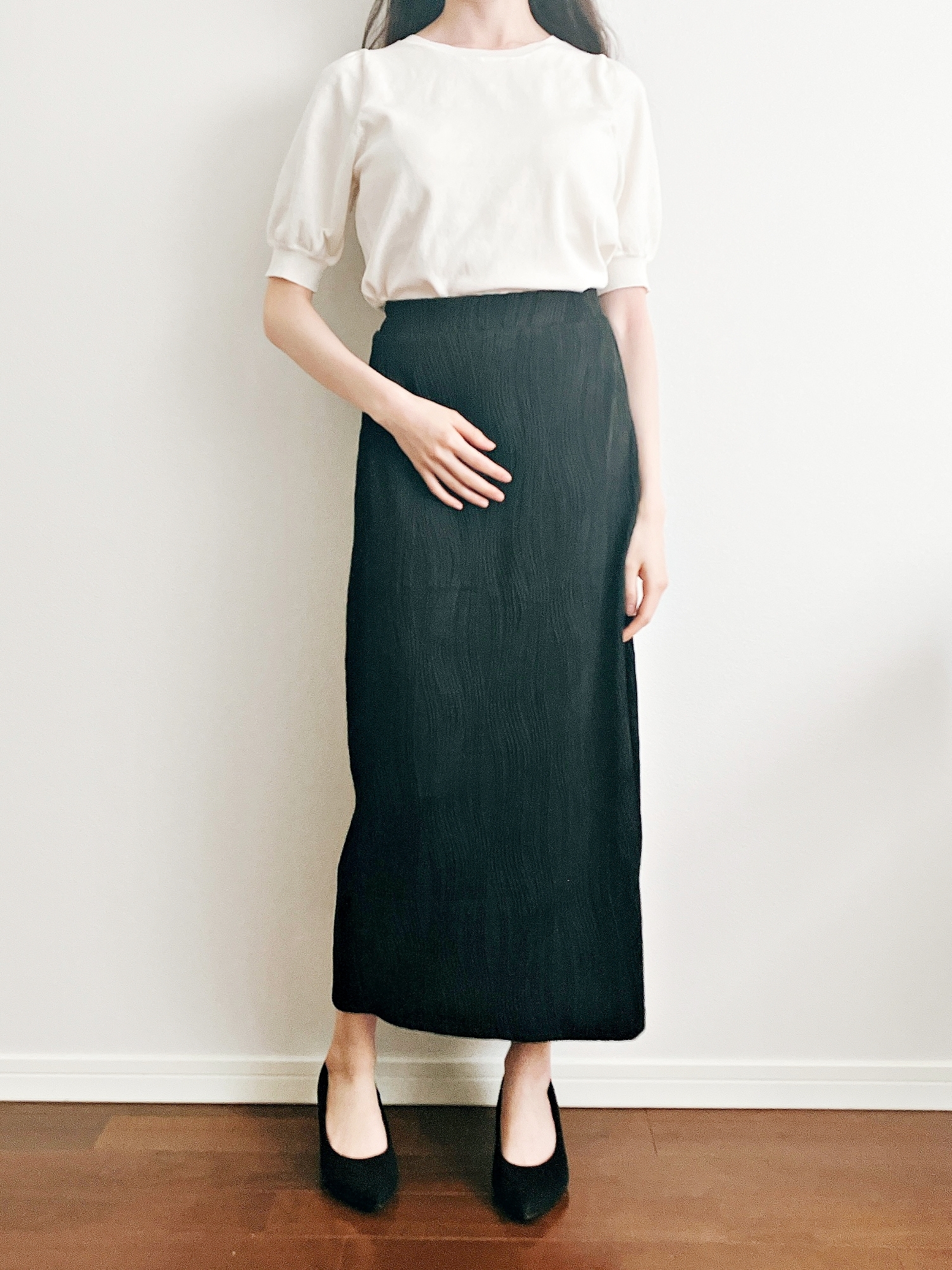 Honeys（ハニーズ）の「ボリューム袖ニット」