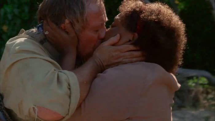 Bernard and Rose from "Lost" reunite and share a kiss