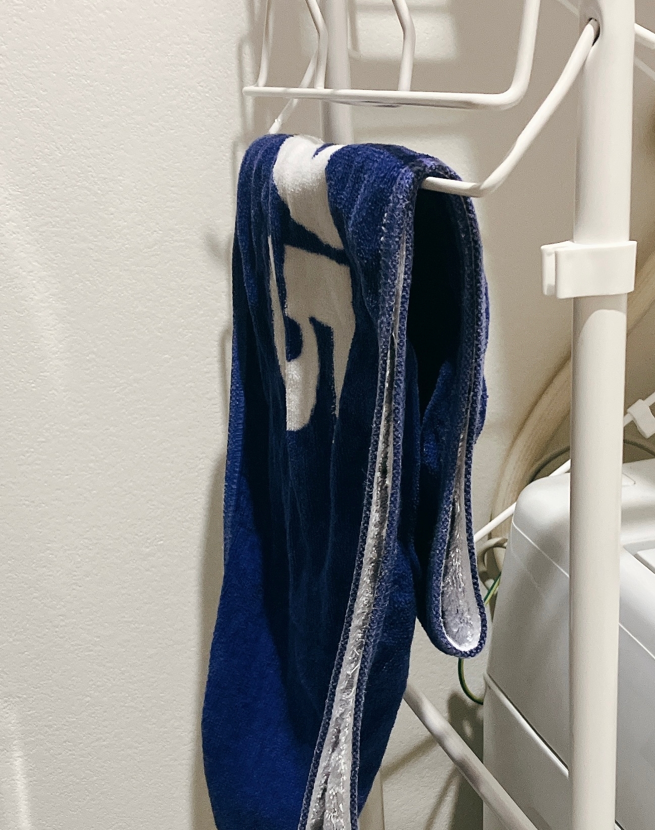 ニトリの「洗濯機ラック（DK003 ホワイト）」