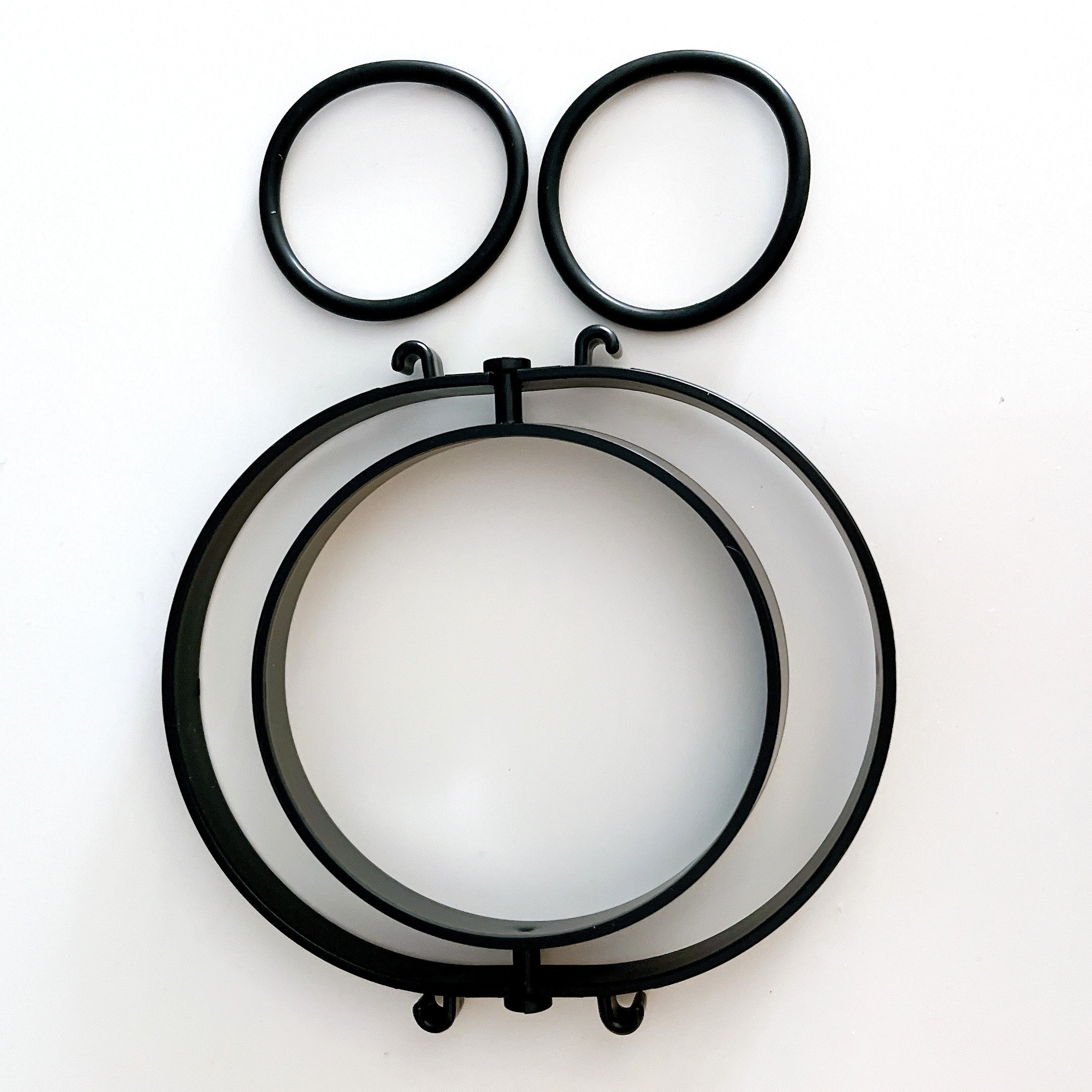 3COINSの「スーツケースカップホルダー」