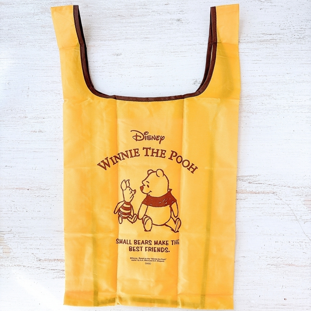 ダイソーの「ショッピングバック(くまのプーさん)」