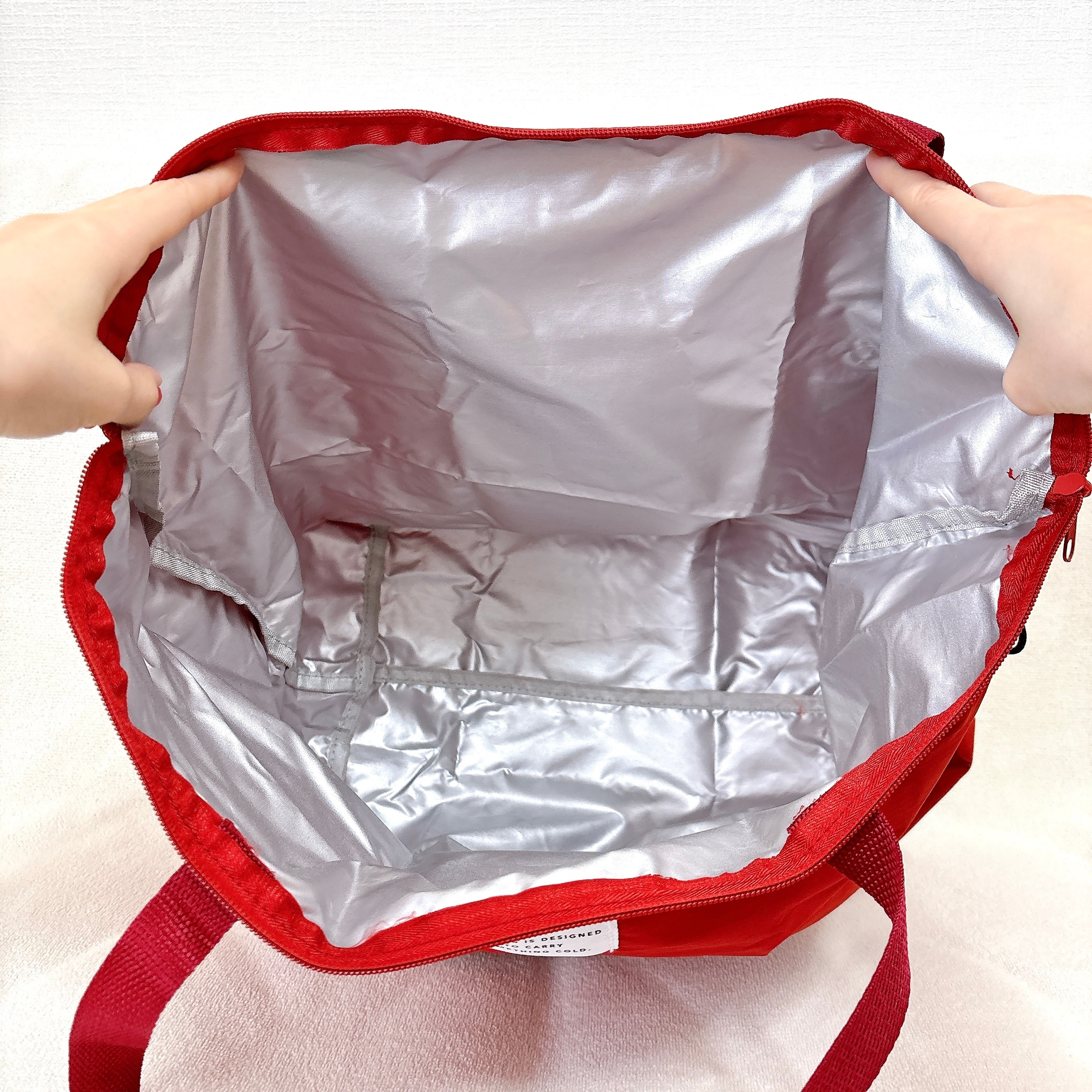 3coins「ファスナー付き保冷エコバッグ」