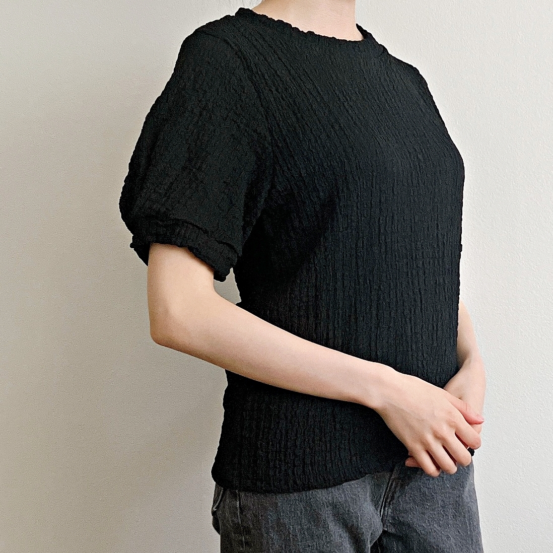 Honeys(ハニーズ)の 「ふんわり袖トップス」