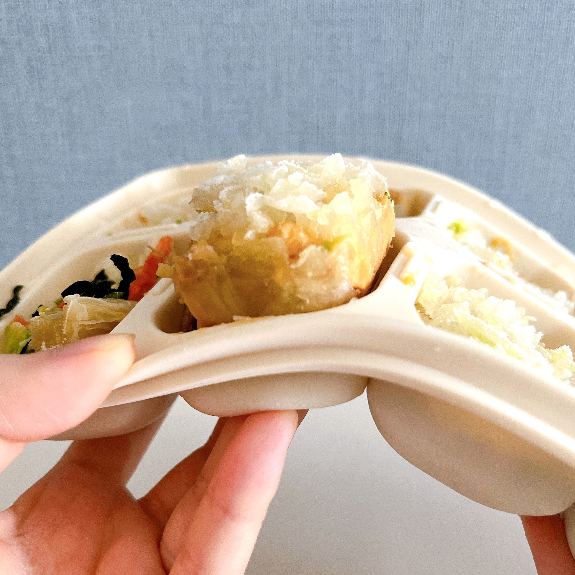 3COINSの「シリコーン冷凍小分けトレイ/KITINTO」