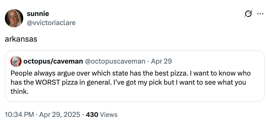 A tweet by victoriaclare with a reply from octopuscaveman discussing which state has the worst pizza, where arkansas is mentioned