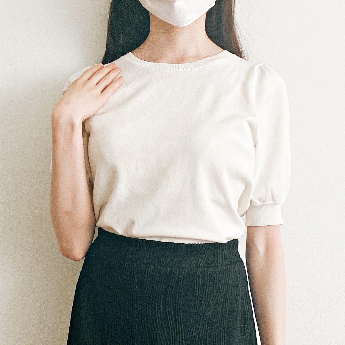 Honeys（ハニーズ）の「ボリューム袖ニット」