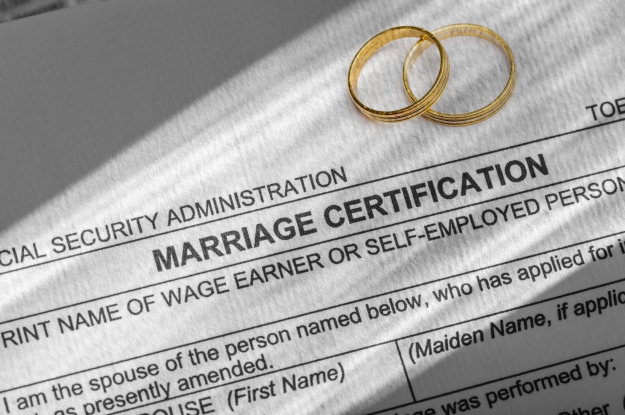Men Who Took Your Wife's Last Name After Getting Married: Tell Us What You've Learned